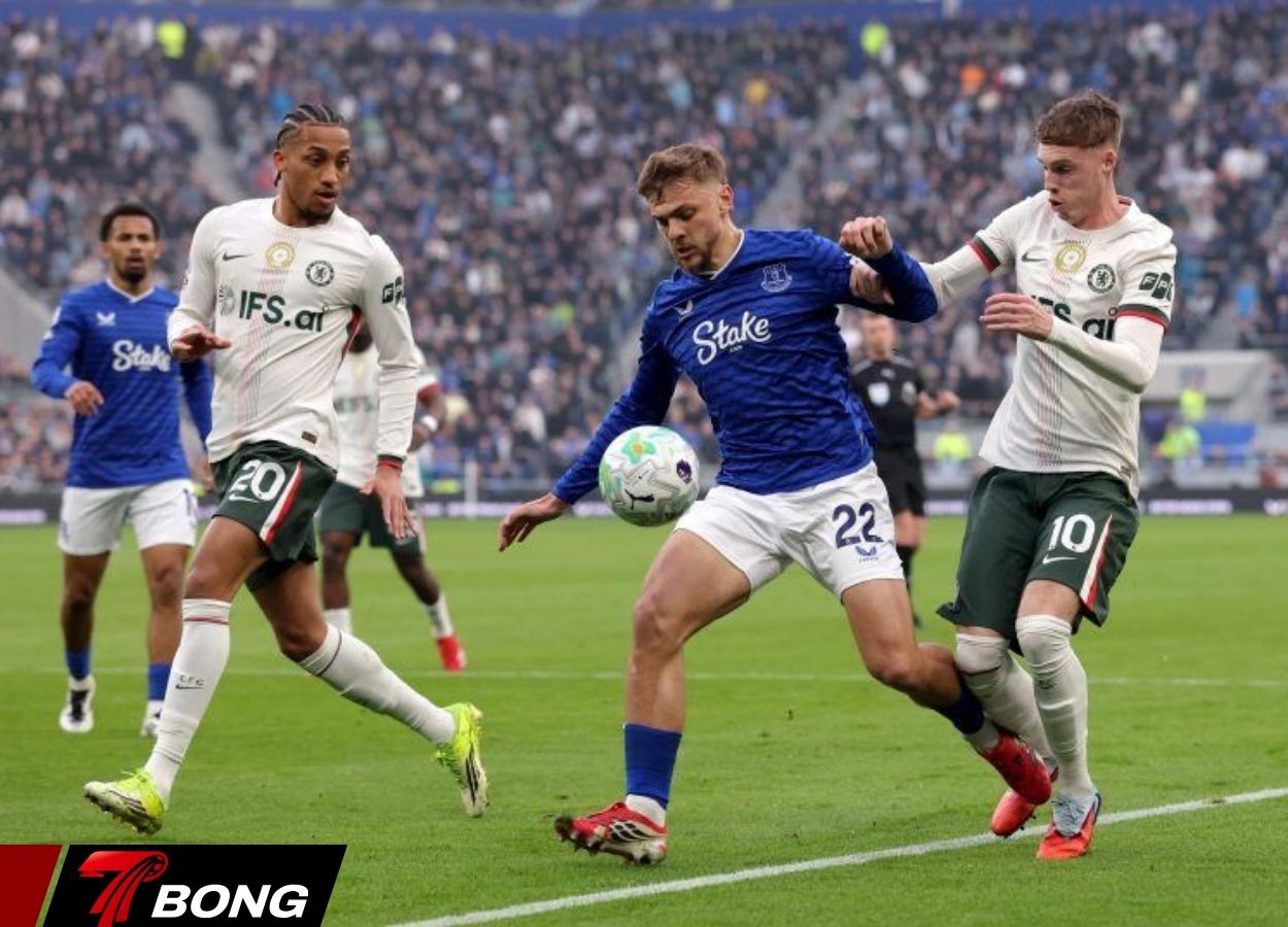 Everton đè bẹp Chelsea với tỉ số 3-0